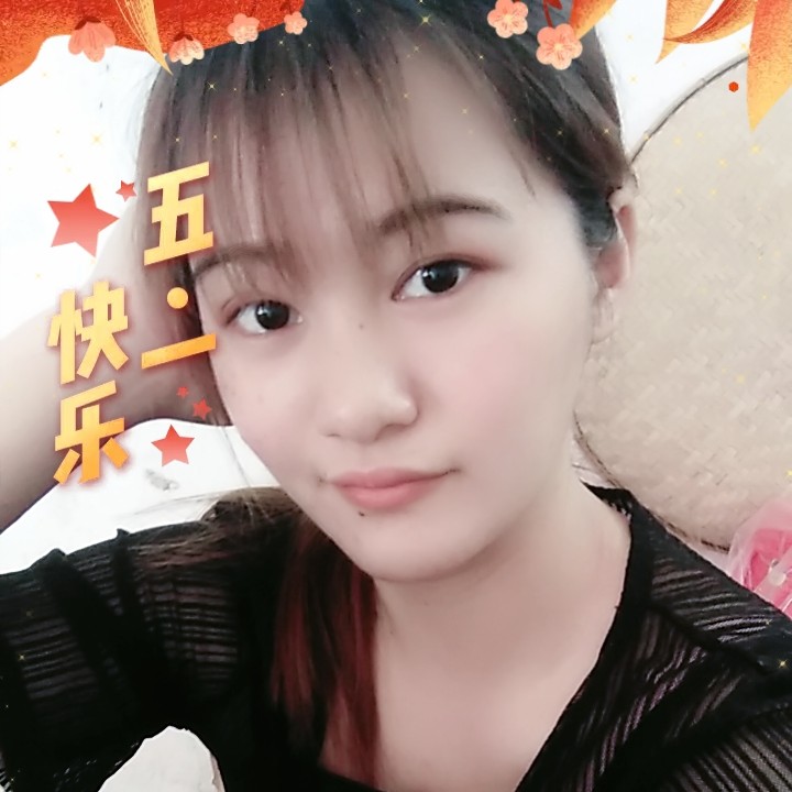 鸡谦让的照片