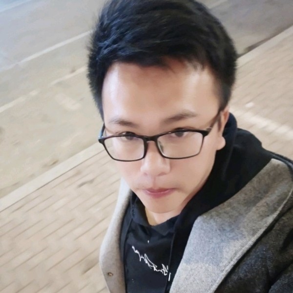 一个人得雨的照片