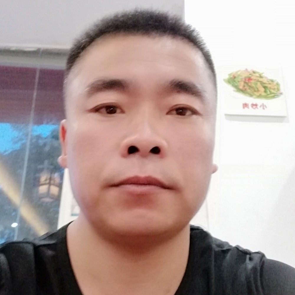 简单尘宵的照片