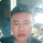 热心拿飞鸟的照片
