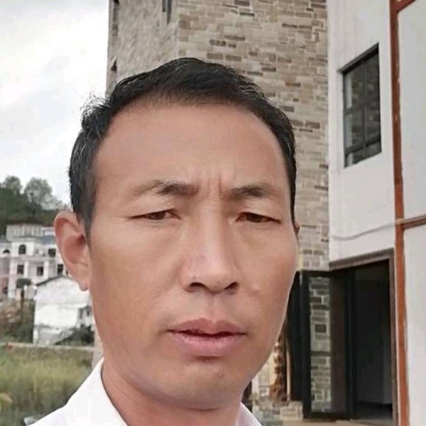 孤單凝眸西牛的照片
