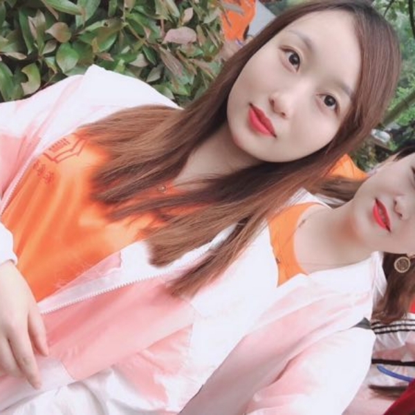 bgfhjg的照片