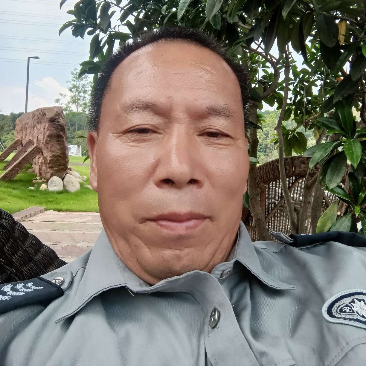俊秀多么早晨的照片