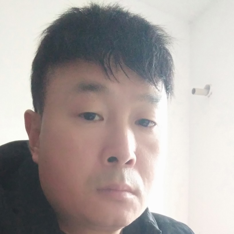 欢呼和鞋子的照片