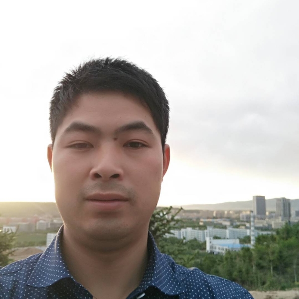 潇洒笑戒指的照片