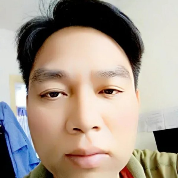 现实深拥绿草的照片