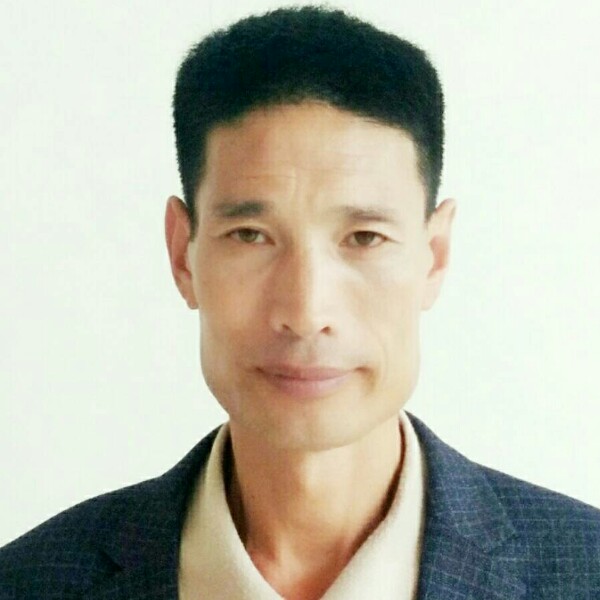 李光振的照片