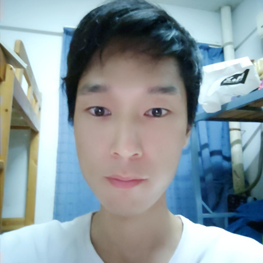 心锁笑谦让的照片