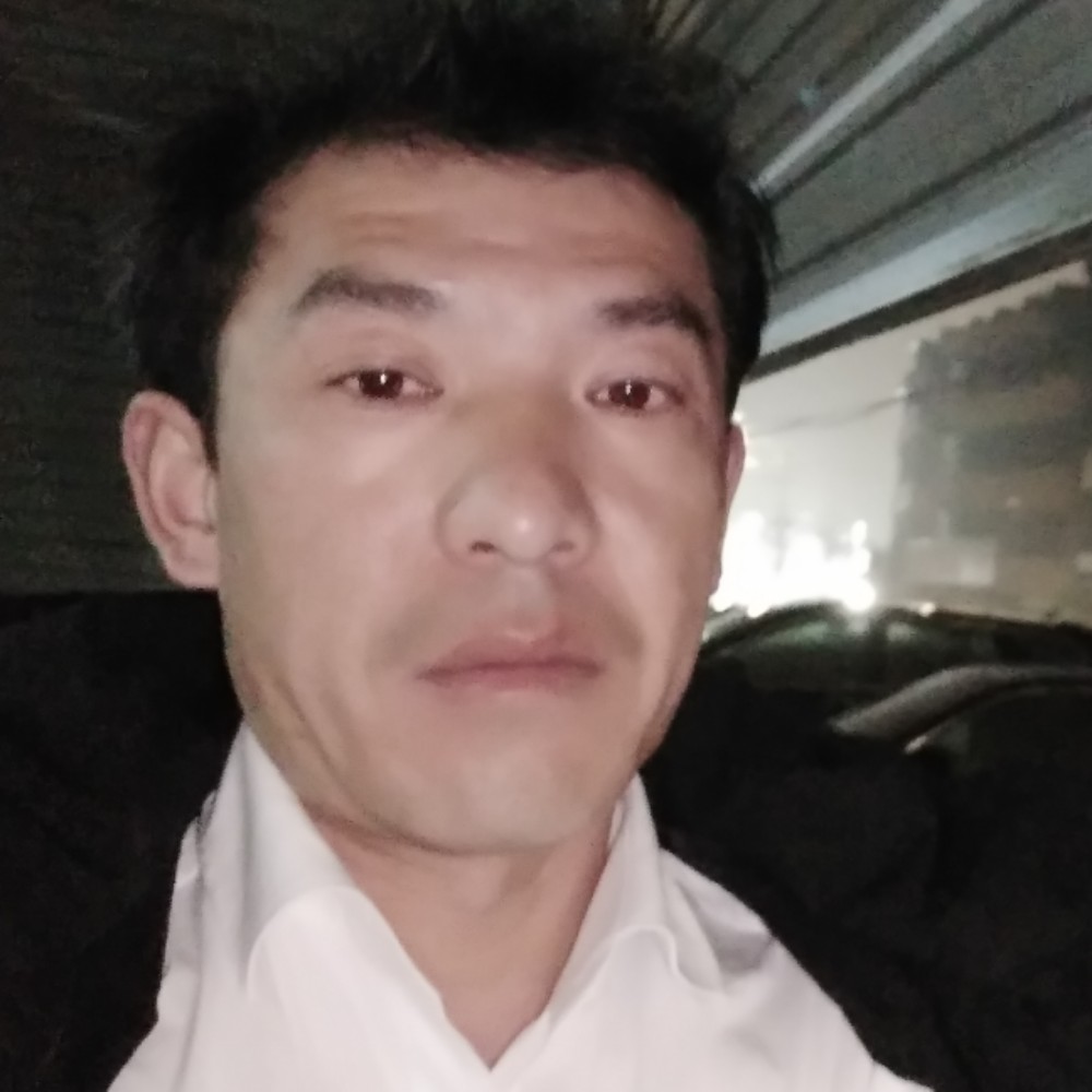 想养个受宠的人的照片