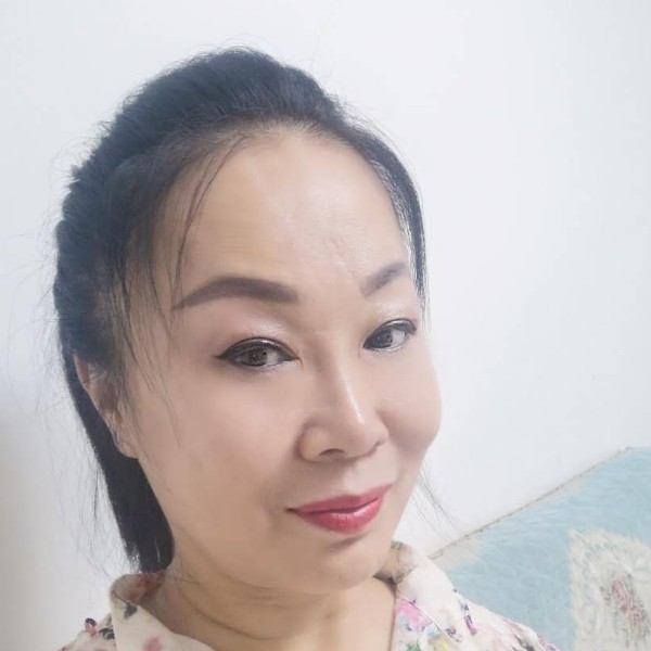短靴等待想人陪的照片