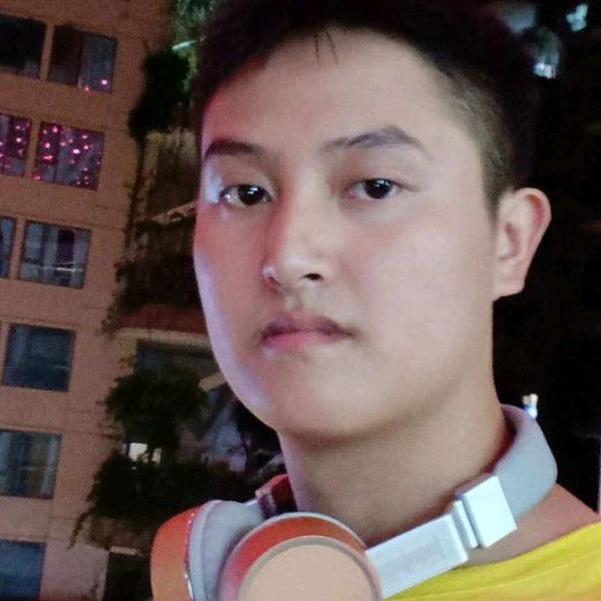 微笑邂逅威武的照片