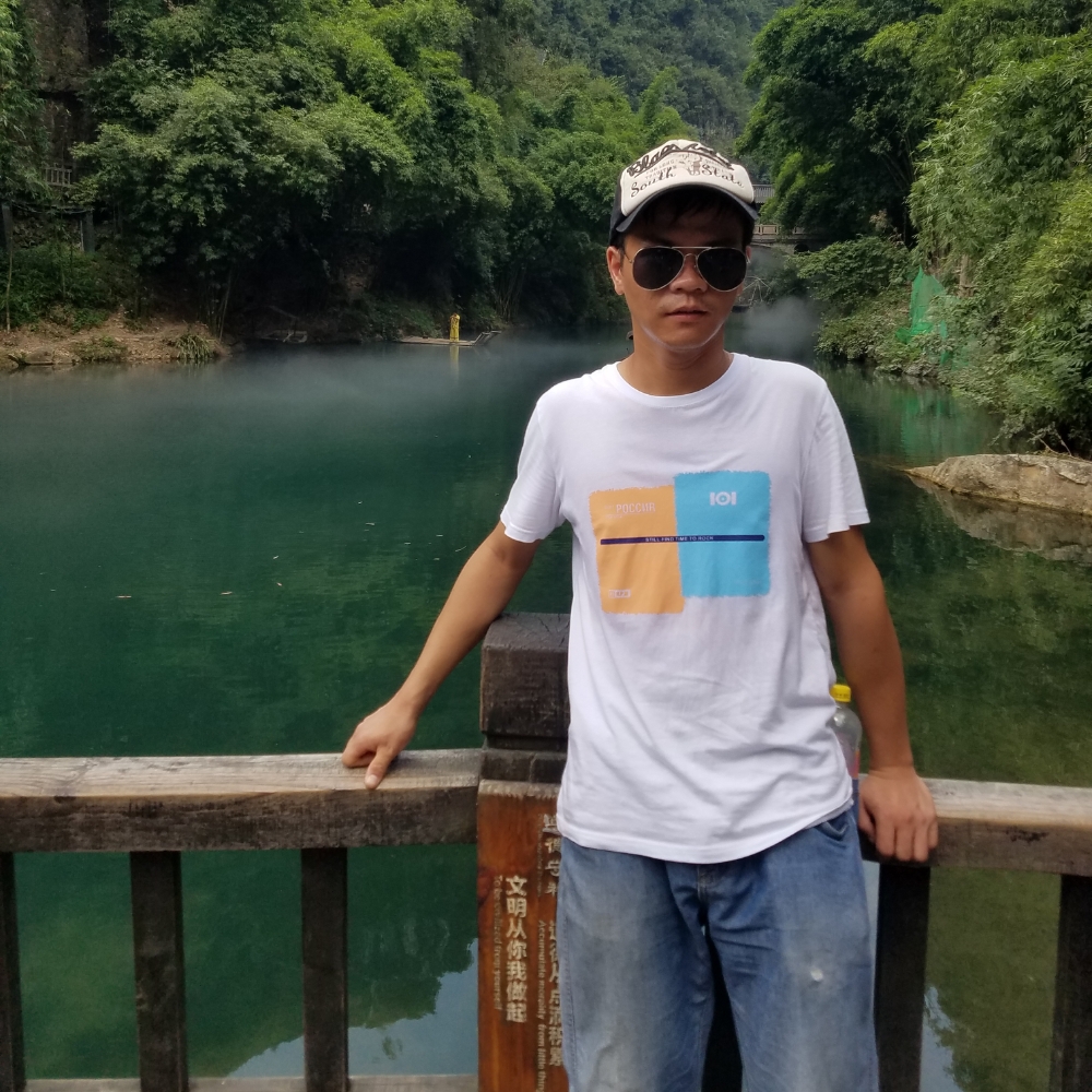 没有尾巴的鱼的照片