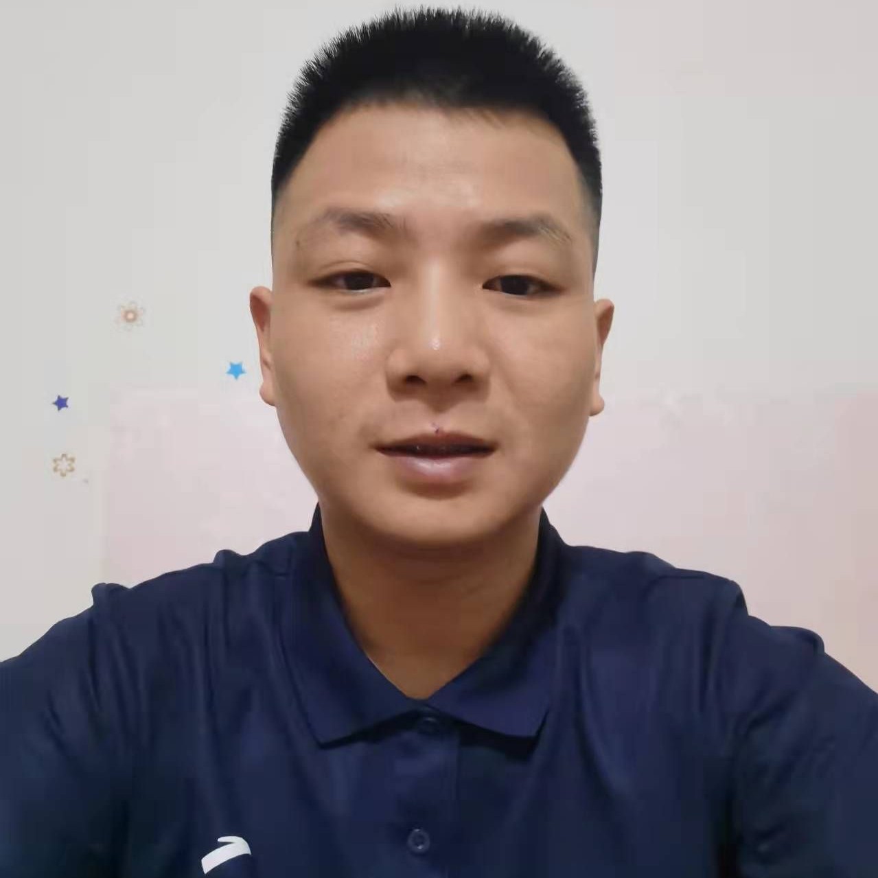 飞翔的农村人的照片