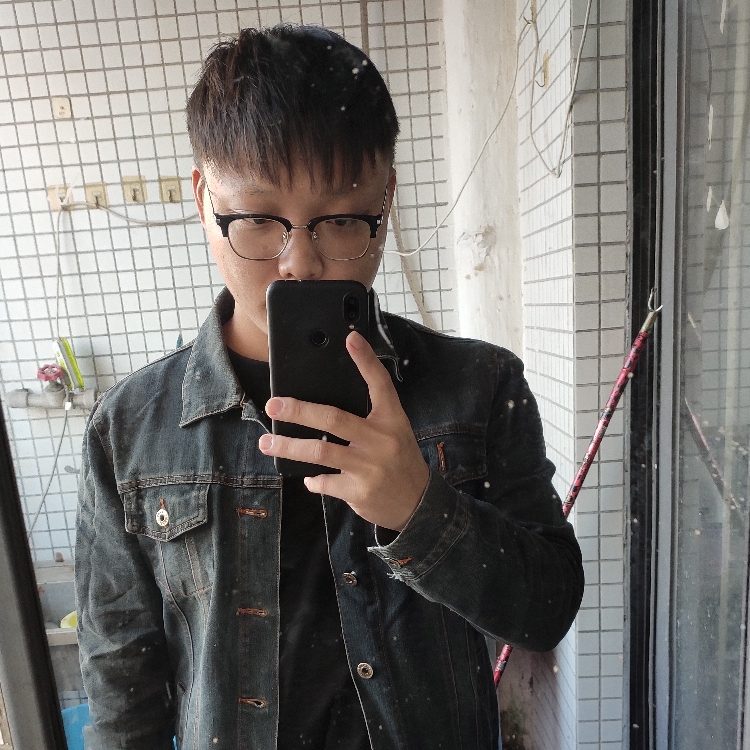 面包扯腼腆的照片