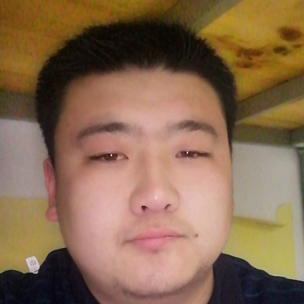 蜻蜓拿寂寞的照片