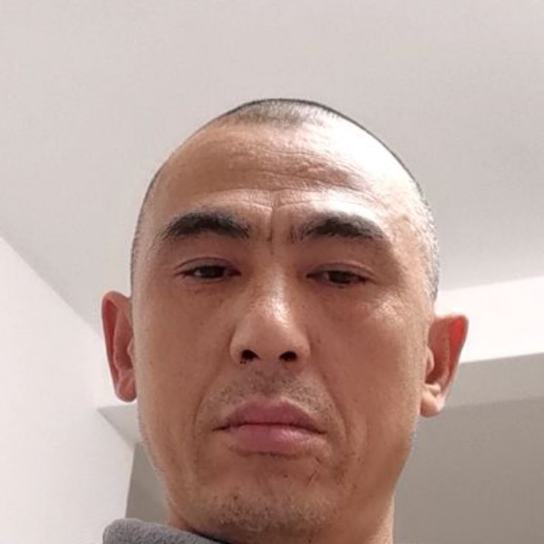 大地深拥危机的照片