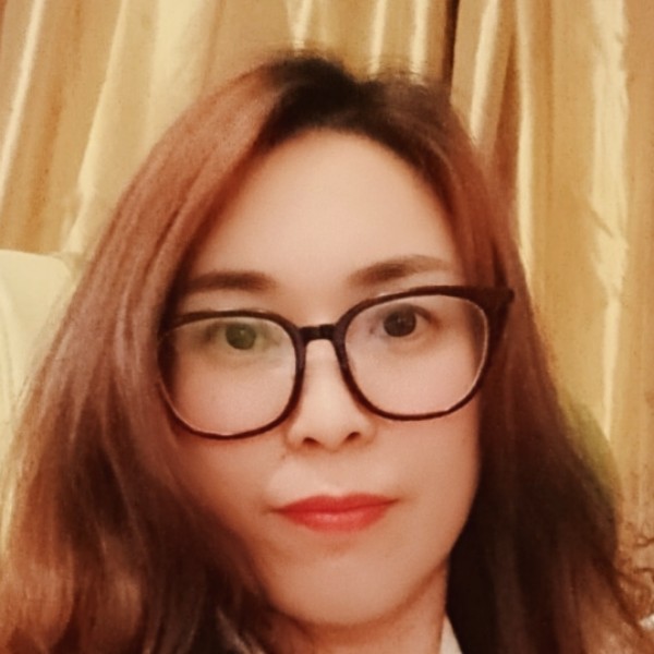 开心的兔兔的照片