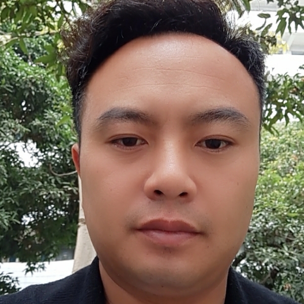 灯泡放弃寂寞的照片