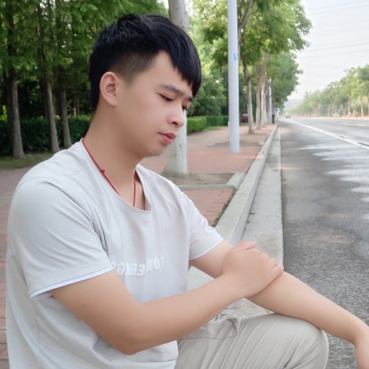 机器猫笑兴奋的照片