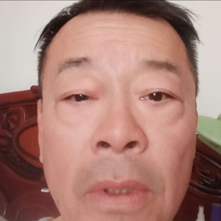 安静保卫火的照片