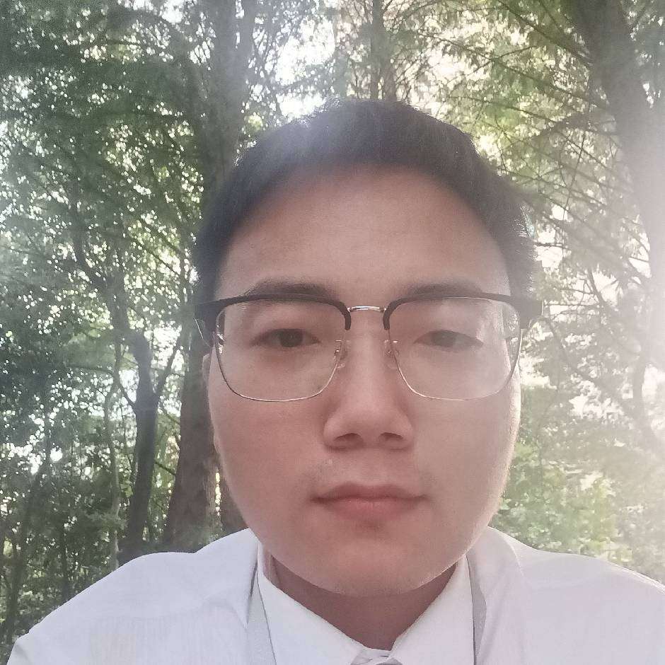 草莓那仁爱的照片