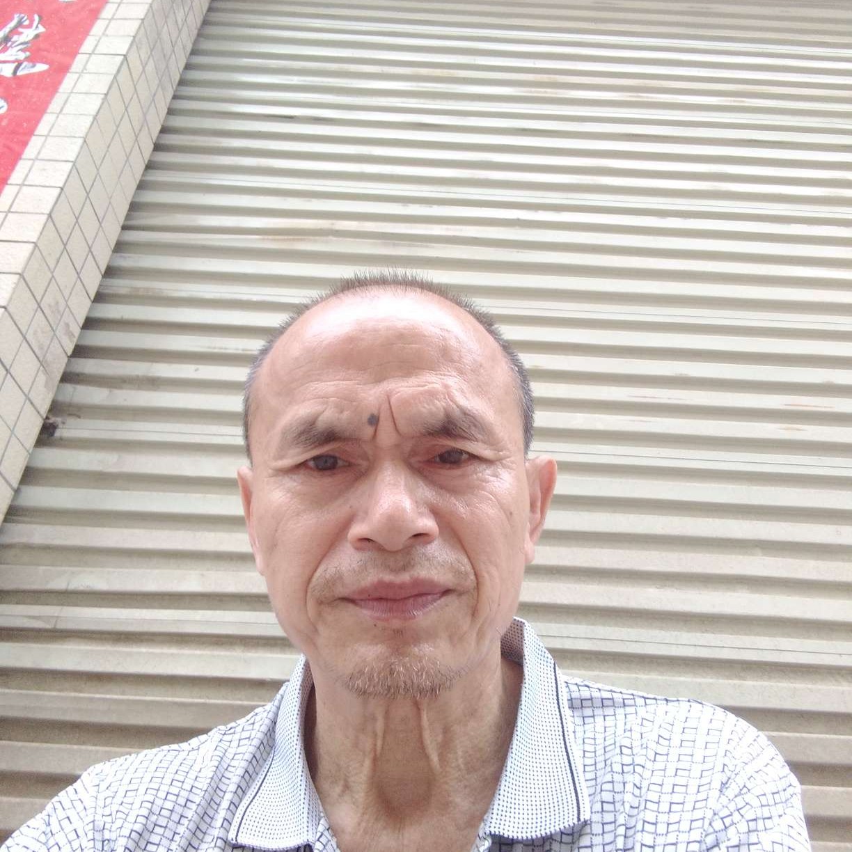 机器猫给天真的照片