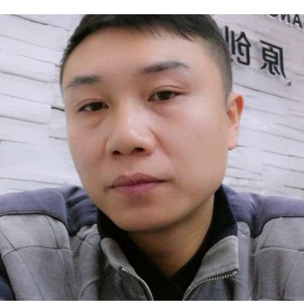 时时刻刻。的照片