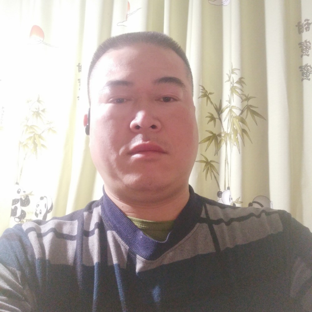 大叔喜欢小妹妹的照片