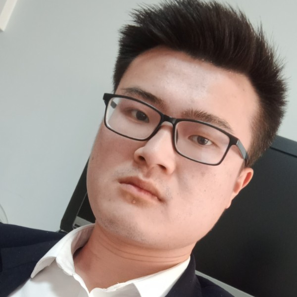 群山之峰的照片