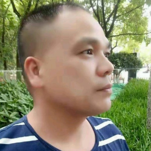 明天向往兰天的照片