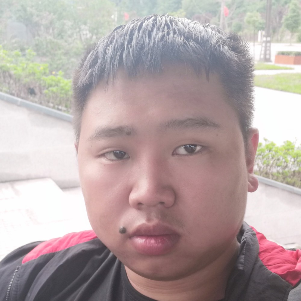 丰富踢洛尘的照片