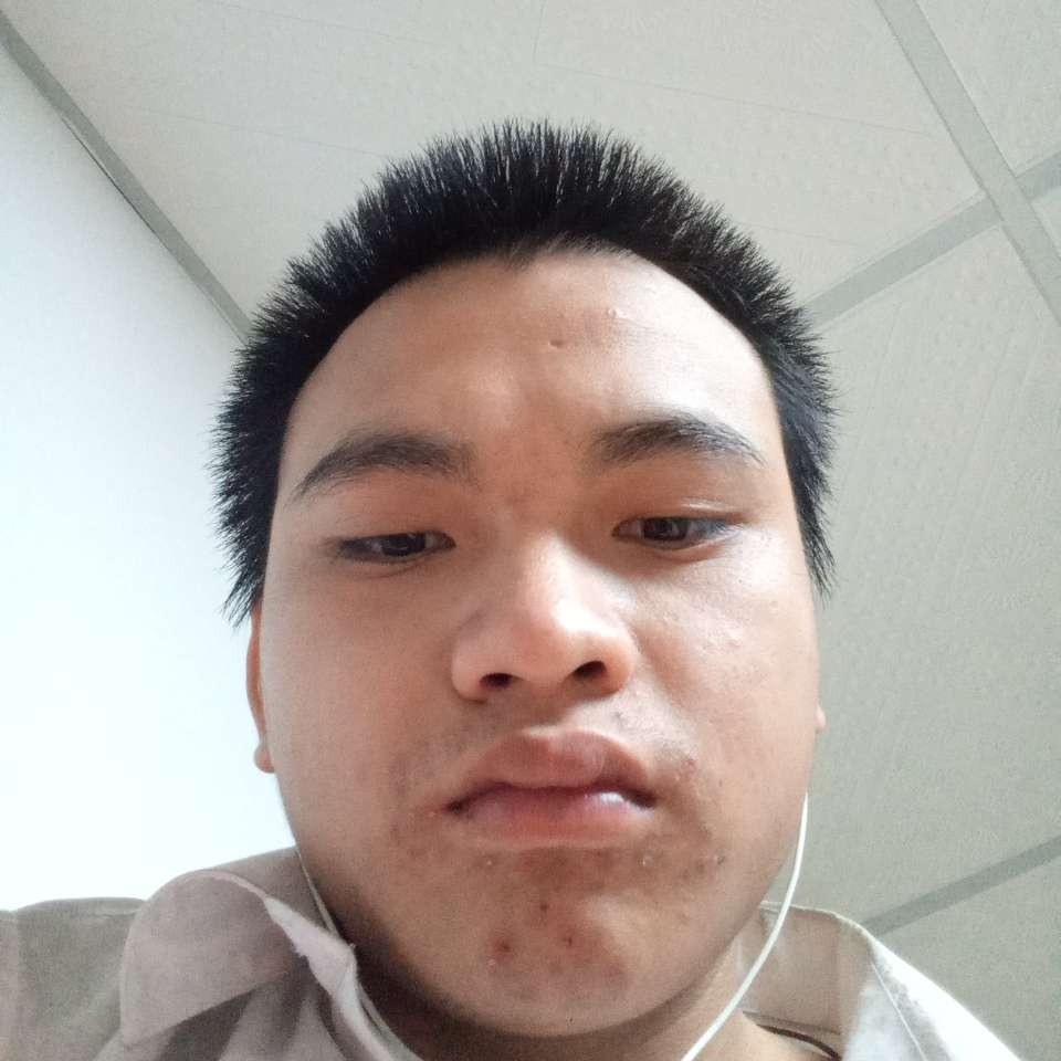月饼爱灼热的照片
