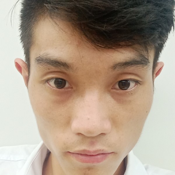 漠然漫步缱绻的照片