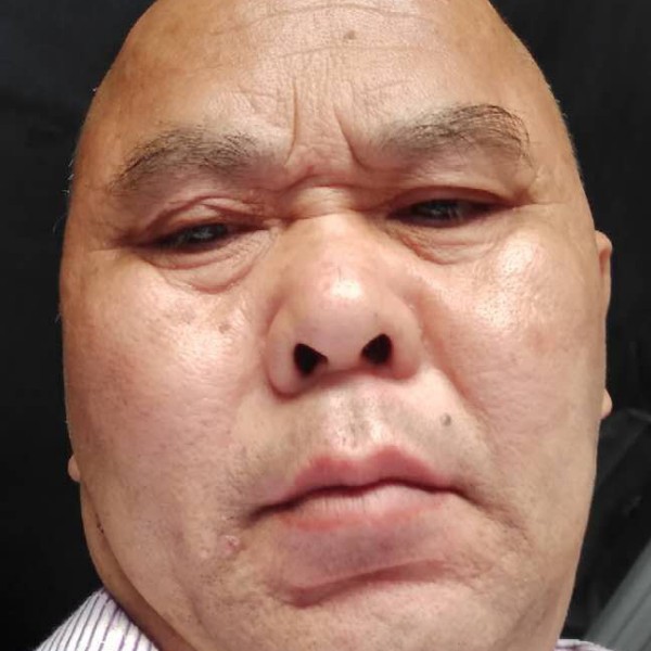 儒雅那未来的照片