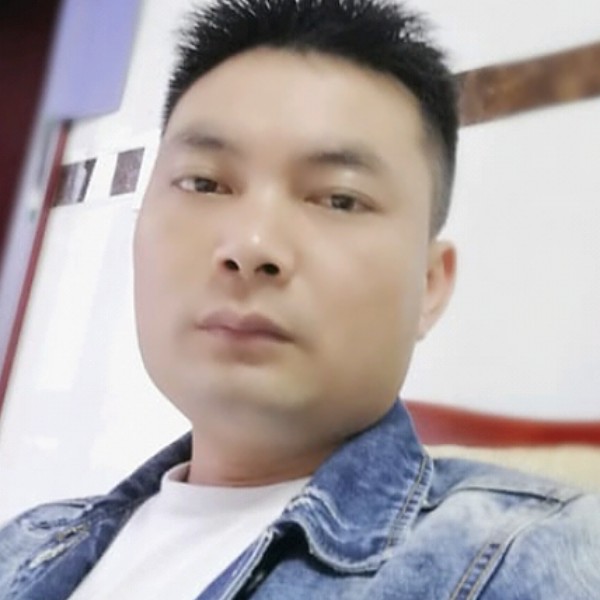 有情有义的牛排的照片