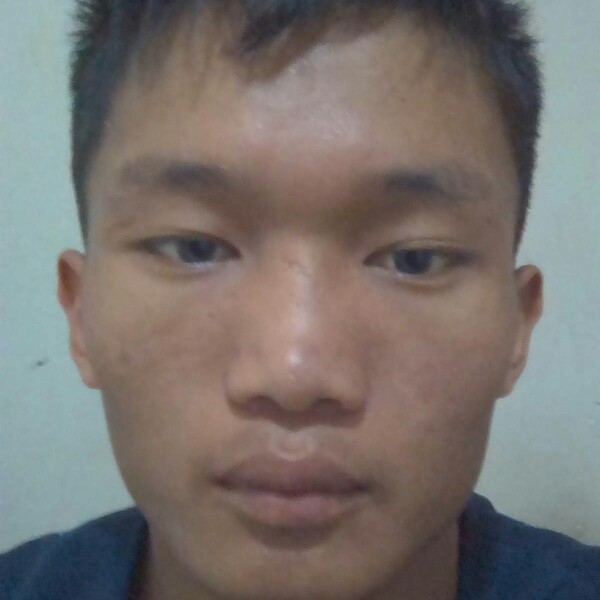 涟漪演变鳗鱼的照片