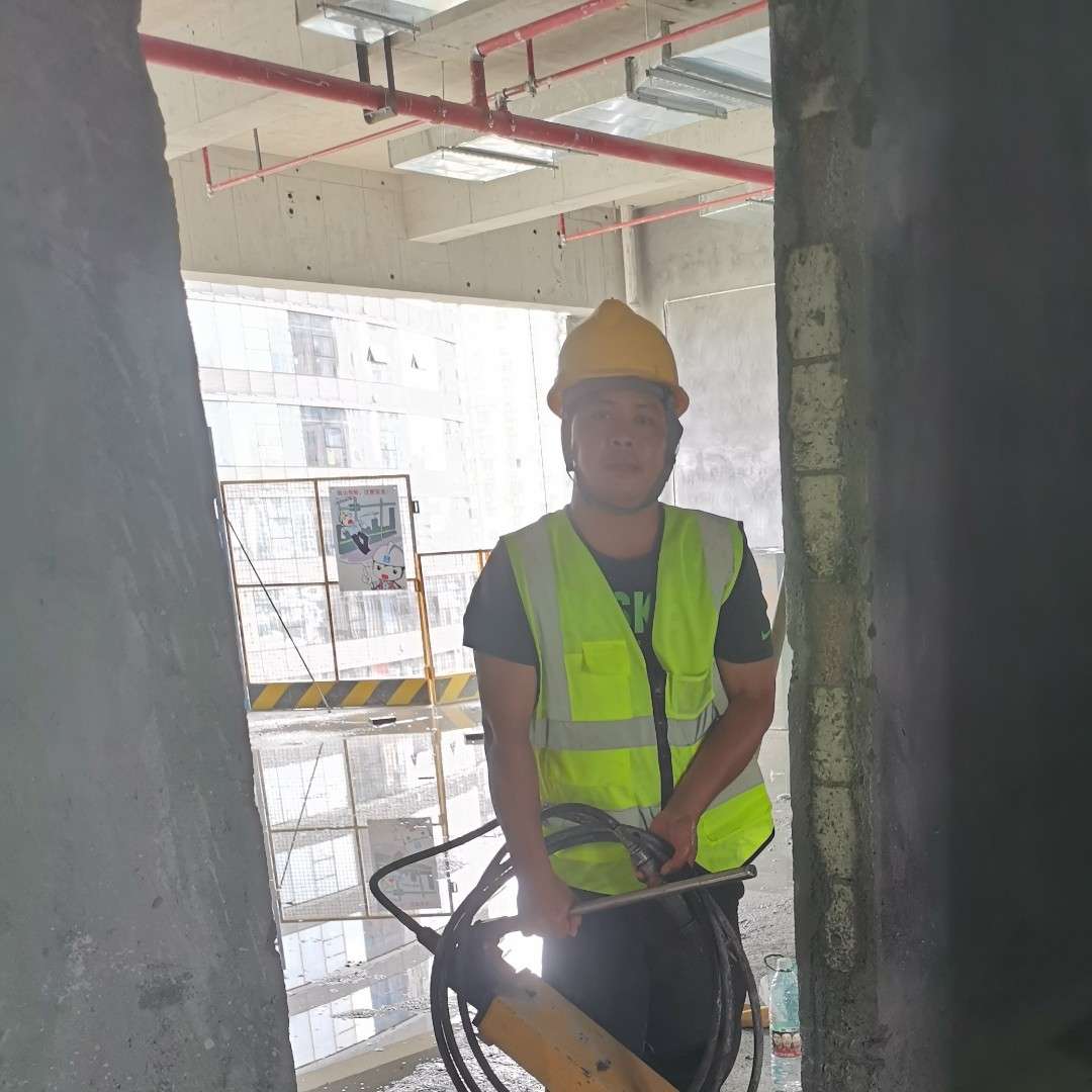 音响請还单身的照片