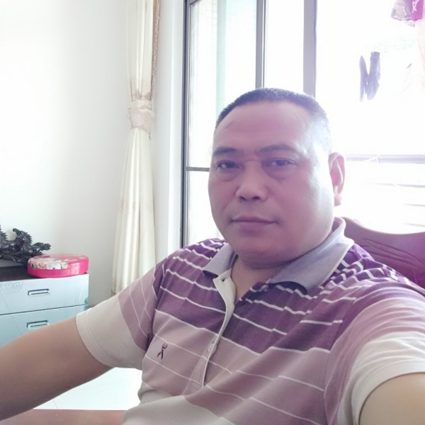 小巧爱野狼的照片