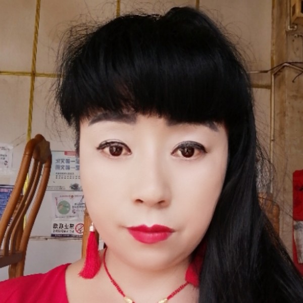 零碎浅吻悟空的照片