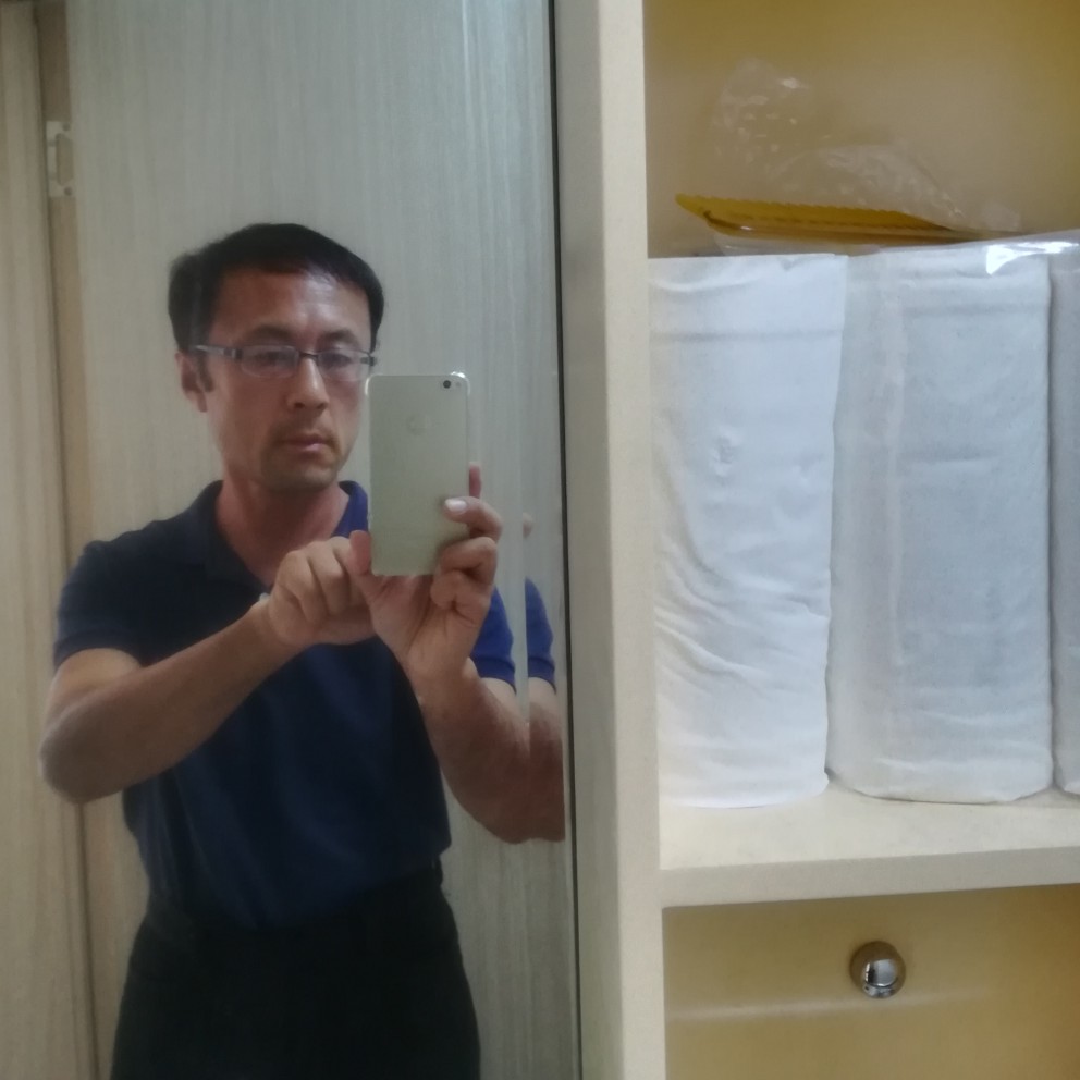 自信闻高山的照片