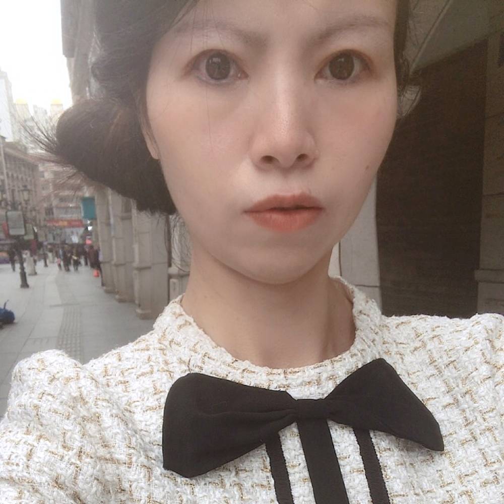 天真烂漫aa的照片
