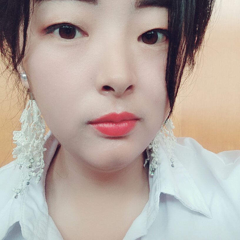 只愿是你的唯一的照片