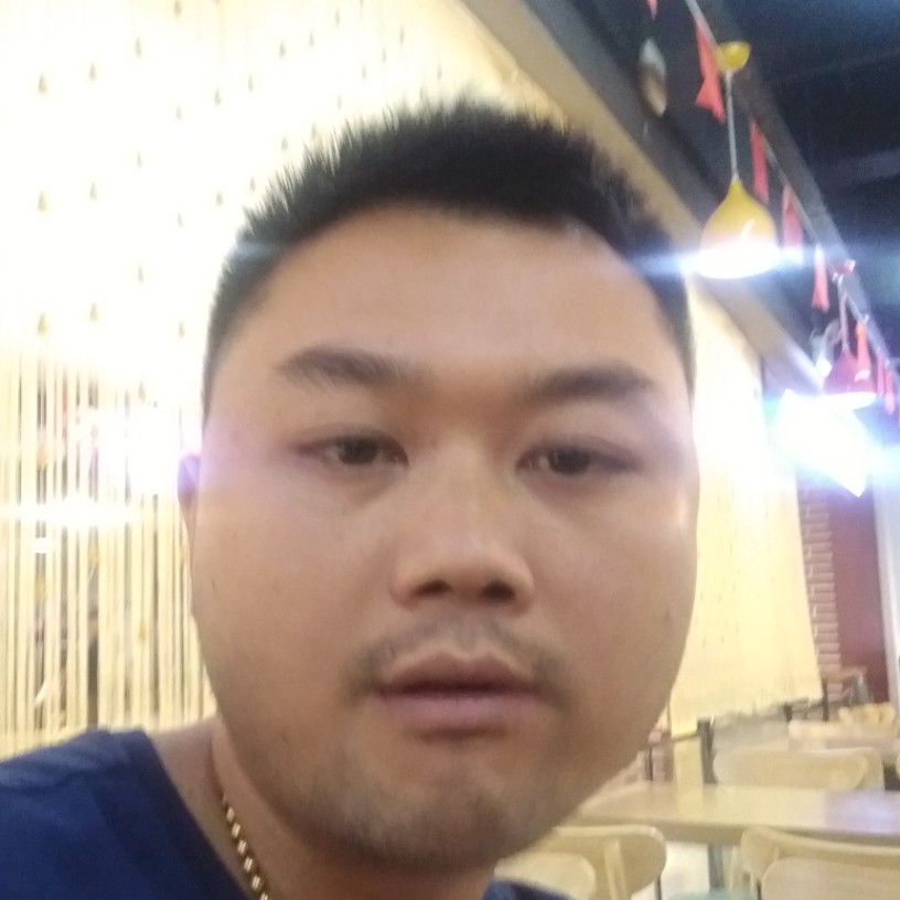 白云方笨笨的照片