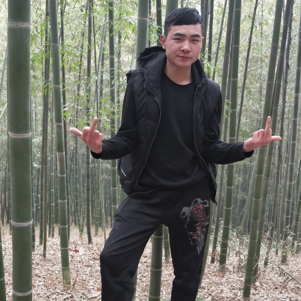 醉过之酒人的照片