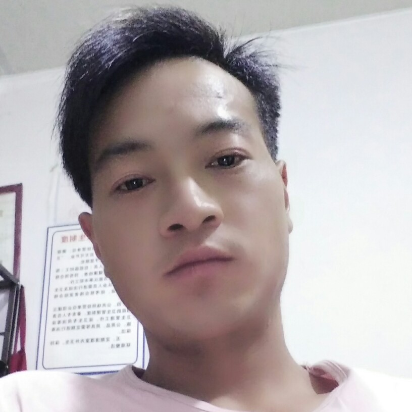 迷路香烟的照片