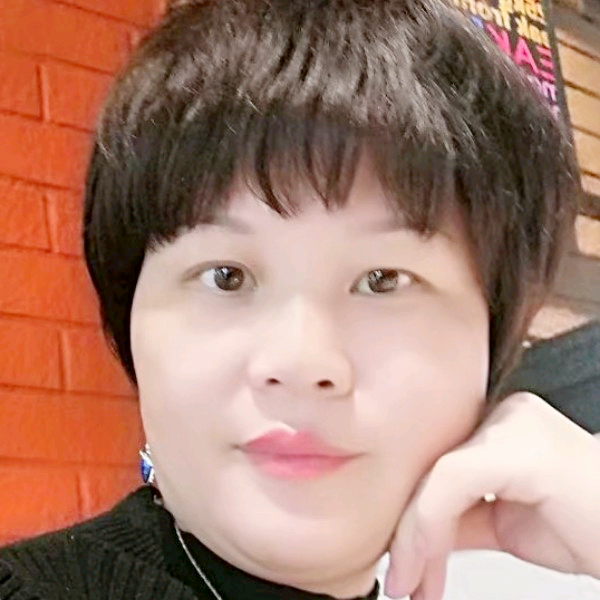 瑞雪演变忧伤的照片