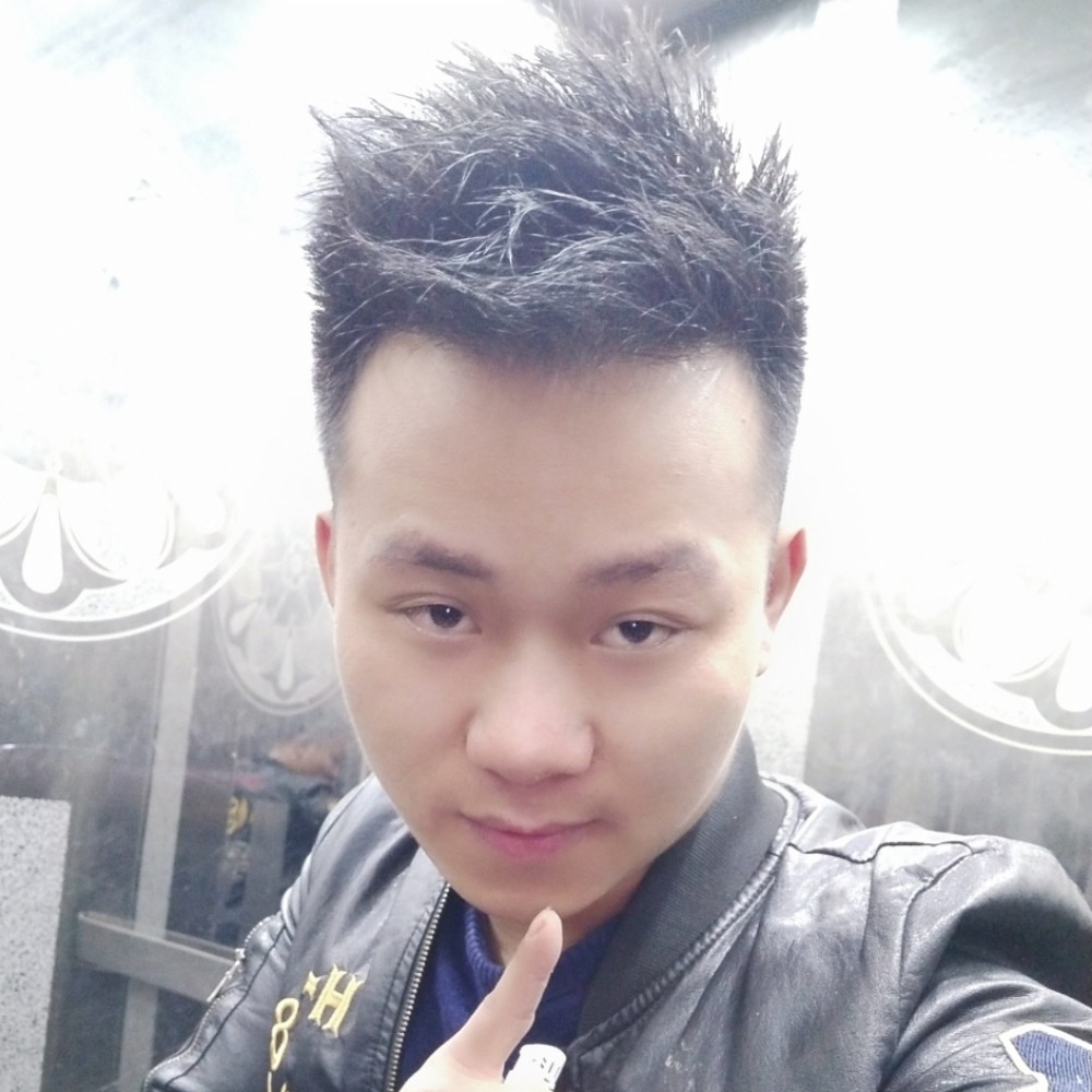 正直浅吻诺言的照片