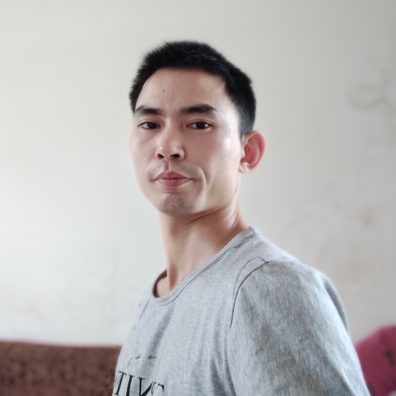 新少爷的照片