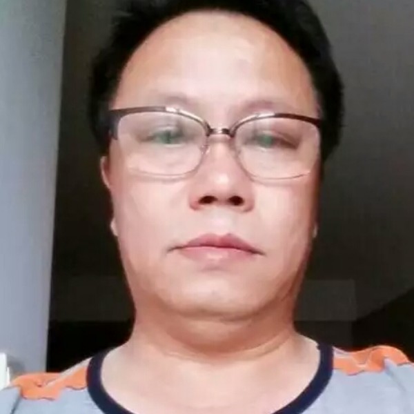 恬静苦恋火龙果的照片