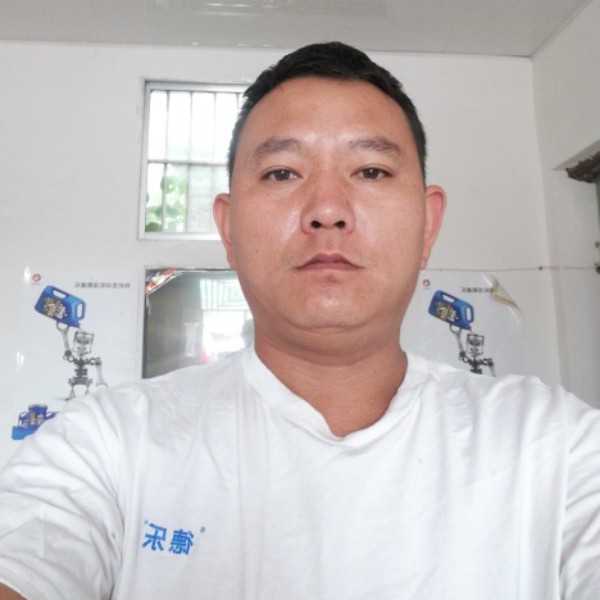 外套老迟到的照片